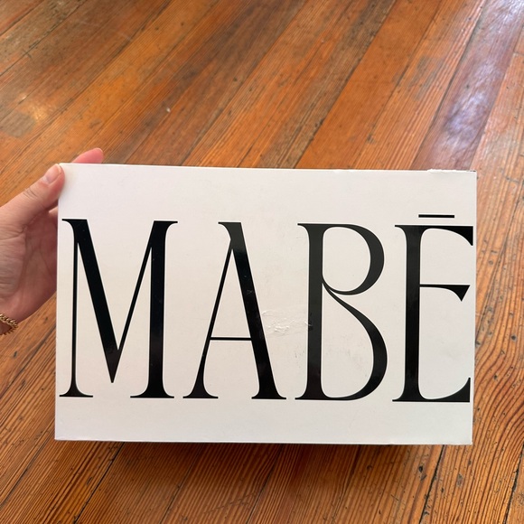 NWT Mabe carrier Mocha - Picture 4 of 4